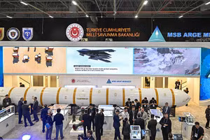 Thổ Nhĩ Kỳ công bố ICBM Yildirimhan tại triển lãm công nghiệp quốc phòng SAHA 2026 ở Istanbul, ngày 5/5/2026.