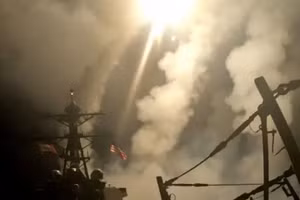 Houthi thiệt hại nặng sau đòn không kích của Mỹ, ngày 19 và đêm 20/4/2025.