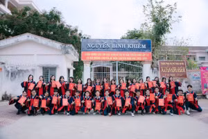 Toàn tỉnh có 256 bài thi đạt điểm 10 Ảnh: Minh Hoàng.