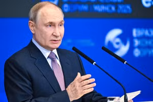 Tổng thống Nga Vladimir Putin đã nêu ra những hậu quả nếu phương Tây chiếm đoạt nguồn dự trữ đóng băng của Nga.