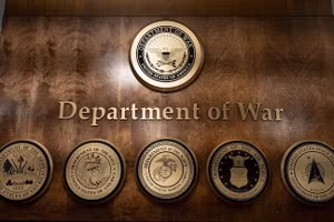 Logo mới của Bộ Chiến tranh Mỹ được công bố sau khi Tổng thống Mỹ Donald Trump ký lệnh đổi tên Bộ Quốc phòng, ngày 15/9/2025.