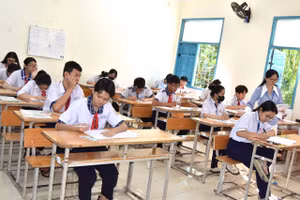 Kỳ thi tuyển sinh lớp 10 tại Sóc Trăng diễn ra an toàn, nghiêm túc, đúng quy chế. Ảnh: (Xuân Lương)