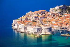 Dubrovnik của Croatia là thành phố đông du khách nhất ở châu Âu.