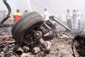 Việc cắt giảm nguồn cấp nhiên liệu cho động cơ có thể là nguyên nhân khiến máy bay AI171 của Air India gặp nạn.