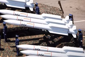 Tên lửa Houthi bắn hạ UAV chiến đấu MQ-9 của Mỹ, ngày 19/4/2025.