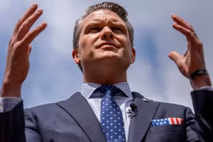 Bộ trưởng Chiến tranh Mỹ Pete Hegseth.