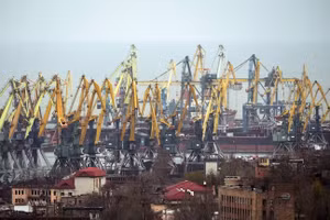 Cảng Mariupol ở DPR.