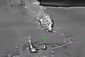 UAV Ukraine nhắm trúng hệ thống Iskander của Nga ở Crimea, ngày 28/4/2026.