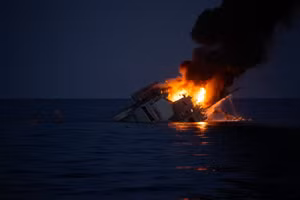 Mỹ tấn công tàu Venezuela bằng tên lửa Tomahawk, ngày 2/9/2025.