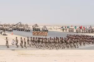 Phương Tây đang có kế hoạch đưa quân đội Bangladesh hoặc Saudi Arabia vào vùng đệm của Ukraine.