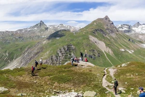 Dãy núi Alps ở bang Grisons, miền đông Thụy Sĩ là khu vực thăm dò tiềm năng về trữ lượng hydro tự nhiên.