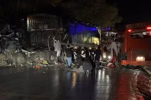 Vụ tai nạn khiến 6 người chết.