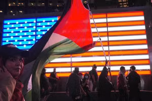 Những người biểu tình ủng hộ Palestine tuần hành tại thành phố New York.