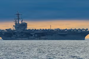 Tàu sân bay lớp Nimitz USS George HW Bush của Hải quân Mỹ.
