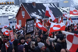 Biểu tình rầm rộ ở Greenland phản đối kế hoạch sáp nhập của Mỹ, ngày 17/1/2026.