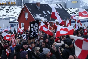Biểu tình rầm rộ ở Greenland phản đối kế hoạch sáp nhập của Mỹ, ngày 17/1/2026.