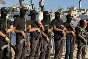 Các tay súng Hamas.