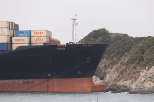 Tàu chở hàng Touska của Iran.