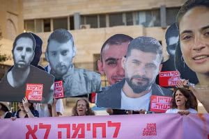 Gia đình các con tin bày tỏ lo sợ và tuyệt vọng sau cuộc tấn công Doha của Israel hôm 9/9/2025.