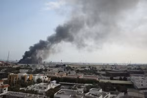 Iran dội tên lửa vào căn cứ quân sự Mỹ ở Bahrain, ngày 14/7/2026.