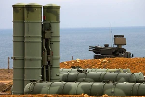 Hệ thống phòng không S-400 của Nga.