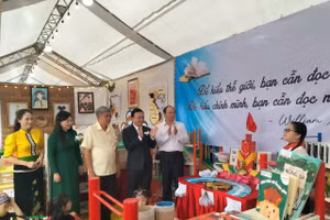 Việc thống nhất 1 bộ SGK nhận được sự ủng hộ cao từ ngành giáo dục và các cấp chính quyền địa phương.