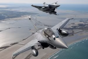 Máy bay chiến đấu Rafale của Pháp.