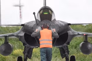 Chiến đấu cơ Rafale của Pháp.