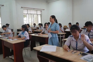 Trường THPT Châu Văn Liêm tiếp tục giữ vị trí dẫn đầu với mức điểm chuẩn nguyện vọng 2a cao nhất toàn thành phố: 21,30 điểm. Ảnh: Minh Hoàng
