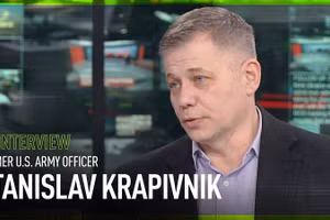 Cựu sĩ quan quân đội Mỹ, Stanislav Krapivnik.