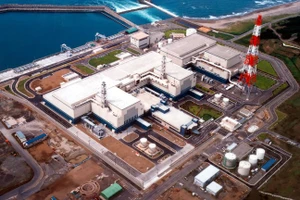 Nhà máy điện hạt nhân Kashiwazaki-Kariwa.