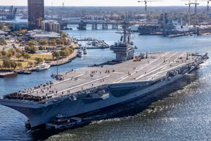 Mỹ triển khai Gerald R. Ford - tàu sân bay thứ ba đến Trung Đông.