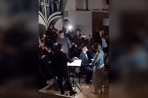 Dàn nhạc giao hưởng Belgorod State Philharmonic vẫn tiếp tục biểu diễn mặc dù mất điện do cuộc tấn công tên lửa của Ukraine, ngày 28/9/2025.