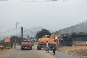 Đường Quốc lộ 4G nối thành phố Sơn La (cũ) với huyện Sông Mã (cũ) được Ban Bảo trì đường bộ tu sửa và nâng cấp.