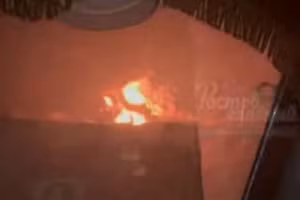 Kho dầu Atlas gần Kamensk ở Vùng Rostov bốc cháy dữ dội vào sáng ngày 29/11/2024.