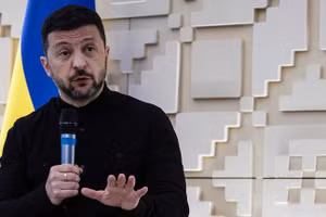 Tổng thống Ukraine Vladimir Zelensky phát biểu với giới truyền thông sau cuộc gặp với Tổng thống Thổ Nhĩ Kỳ Recep Tayyip Erdogan, tại Ankara, ngày 15/5/2025.