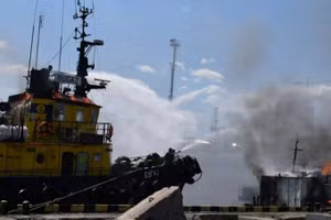 Nga tấn công Chornomorsk - cảng biển thương mại lớn nhất của Ukraine ở Odessa, ngày 24/10/2025.