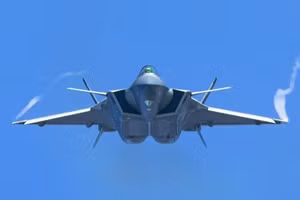 Máy bay chiến đấu tàng hình Chengdu J-20 của Trung Quốc.