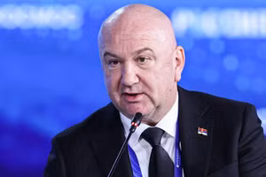 Ông Nenad Popovic, Bộ trưởng không bộ của Serbia phụ trách hợp tác kinh tế quốc tế.