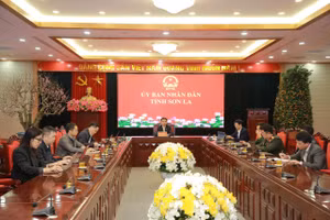 Các đại biểu dự hội nghị trực tuyến điểm cầu tỉnh Sơn La.