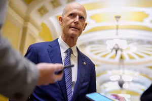 Thượng nghị sĩ Rick Scott