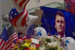 Lễ tưởng niệm và tang lễ nhà hoạt động bảo thủ Charlie Kirk dự kiến tổ chức vào ngày 21/9, tại Sân vận động State Farm ở Glendale.