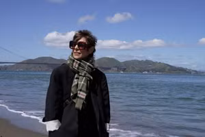 Bà Dominique Crenn - đầu bếp nữ đầu tiên ở Mỹ đạt ba sao Michelin.