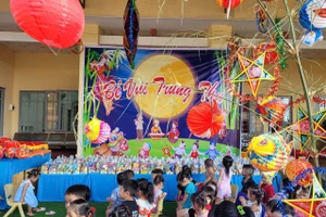 Học sinh Trường Mẫu giáo Măng Non vui tết Trung thu