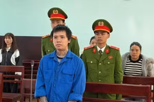 Nguyễn Hoàng Huy tại phiên xét xử sơ thẩm ngày 4/2.