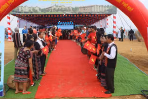 Lễ khởi công Dự án Trường phổ thông nội trú liên cấp tiểu học và THCS A Lưới 1 tại xã A Lưới 1, TP Huế sáng 19/3.