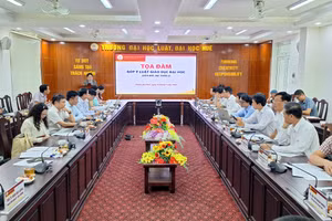 Tọa đàm góp ý Luật Giáo dục Đại học (sửa đổi) tại Trường Đại học Luật, Đại học Huế ngày 11/7. (Ảnh: Đại Dương)