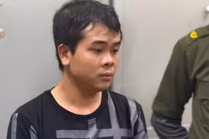 Lê Văn Hải đã giật dây chuyền vàng của một học sinh lớp 1 tại TP Huế.