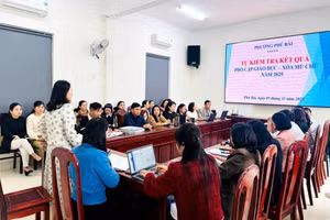 Các xã, phường tại TP Huế đồng loạt triển khai các hội nghị, buổi làm việc chuyên sâu về công tác phổ cập giáo dục - xóa mù chữ năm 2025.