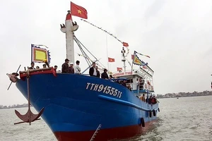 Mô hình vận động Nhân dân đầu tư đóng mới, cải hoán tàu thuyền công suất lớn để bám biển, giảm nghèo tại huyện Phú Vang (cũ), TP Huế.